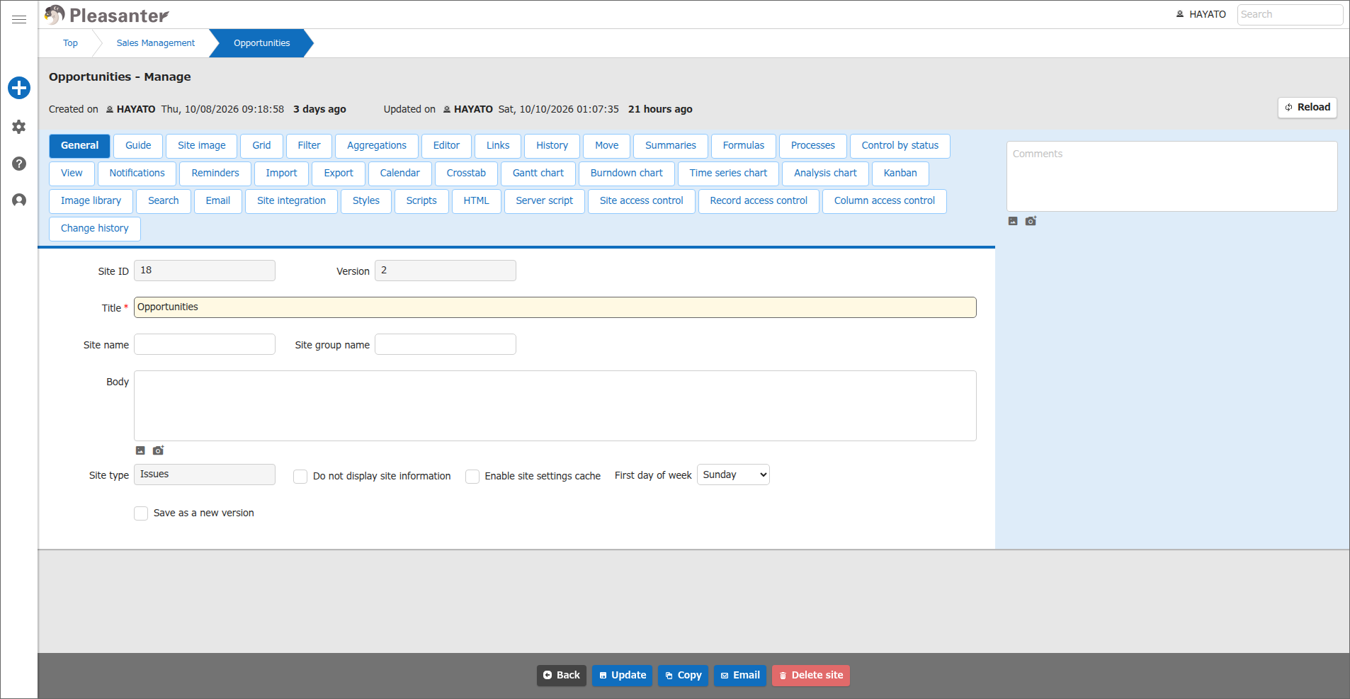 Screen for editing the site title, site name and other site settings, showing "First day of week"